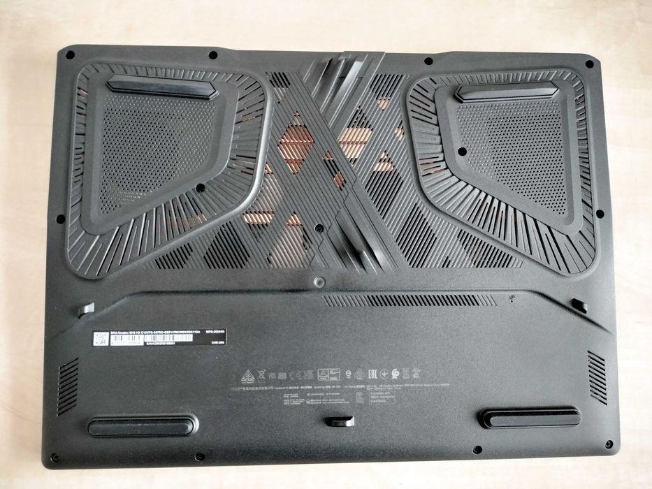 Laptop MSI Creator 16 inch, Intel Core i7 14700HX, 32GB DDR5, 1TB SSD, GeForce RTX 4060