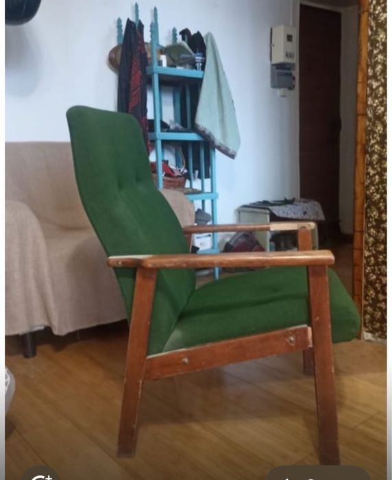 Продам винтажную тумбочку.