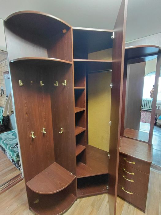 Продам прихожку недорого