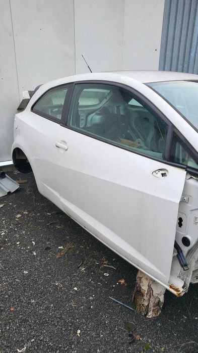 Usa stanga/dreapta seat ibiza 6j coupe,cod culoare LB9A