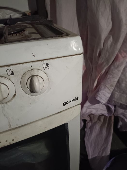 продам газ плиту