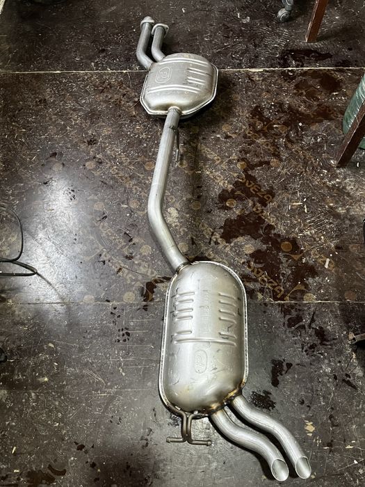 Глушитель на мерседес