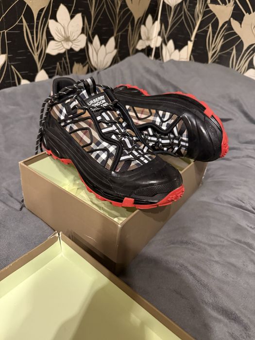 Burberry Arthur Обувки