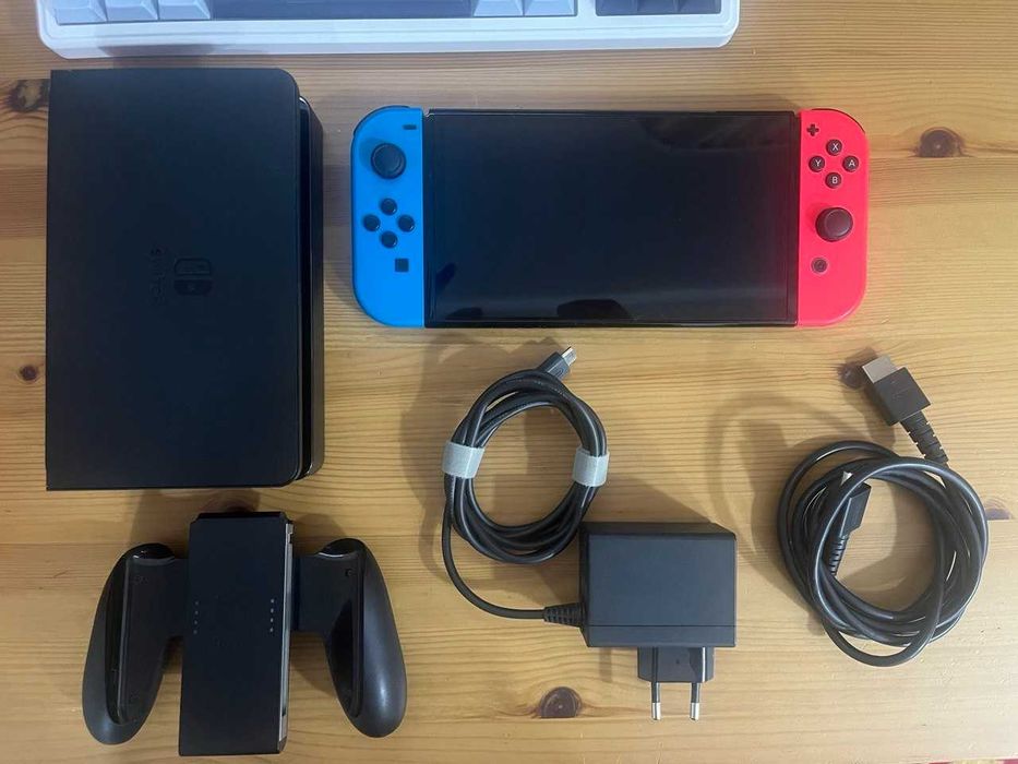 Прошитый Nintendo Switch Oled