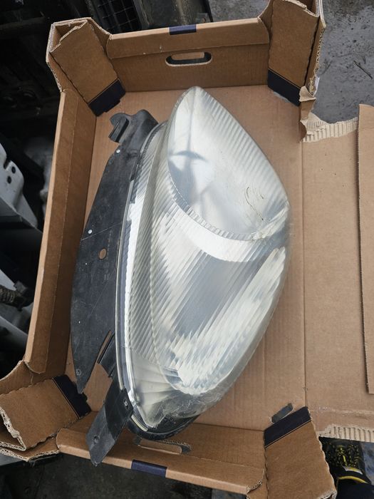 Far dreapta  Citroen Xsara Picasso 2001 Hatchback