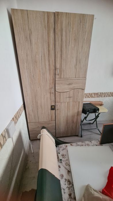 Vand mobila second