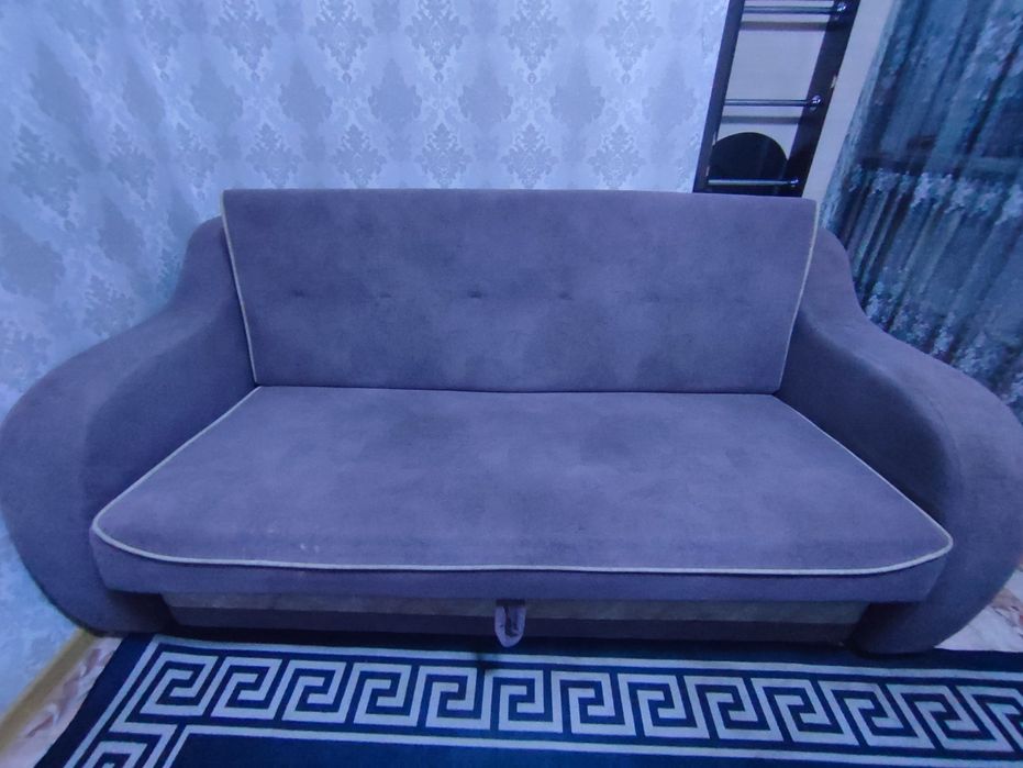 Продам диван в хорошем состоянии
