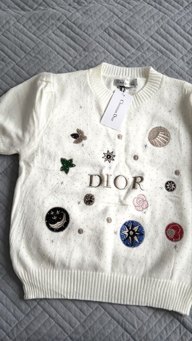 Продается кофта трикотажная