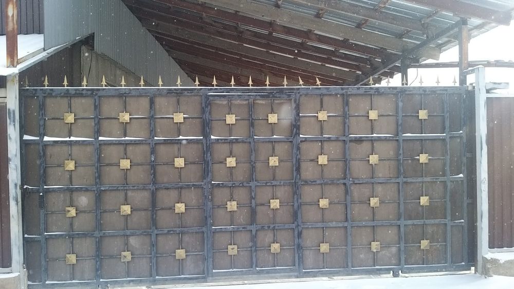 Продам дом 12 декабрь,Жапек батыр