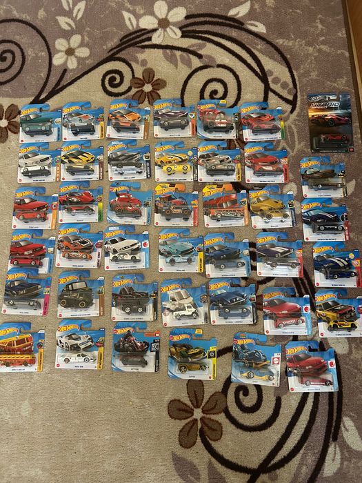 Hot wheels колички