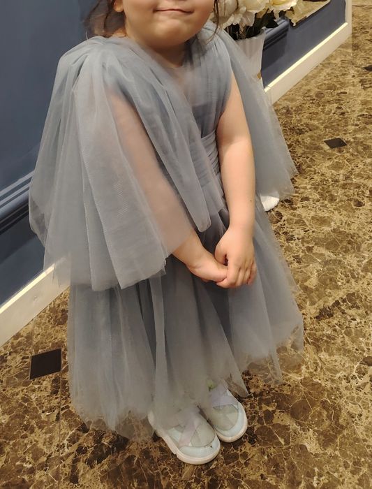 Продам детское нарядное платье