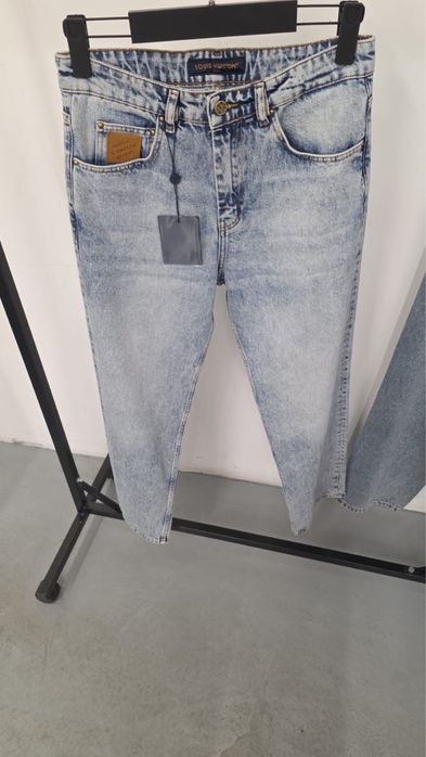 Bugi  Louis Vuitton over size