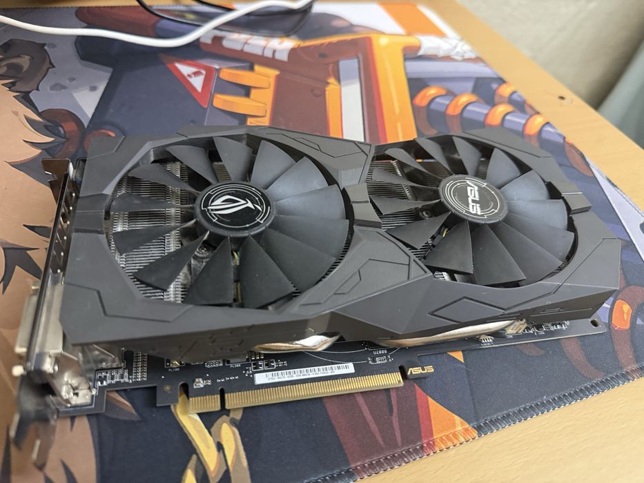 Видеокарта ASUS ROG Strix Radeon RX 470 4GB
