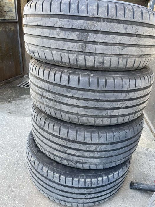 Гуми laufenn 255/50/19 летни дот 2022 година.7.5 мм грайфер