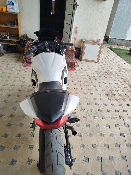 Yamaxa r3 naxadu tiniq