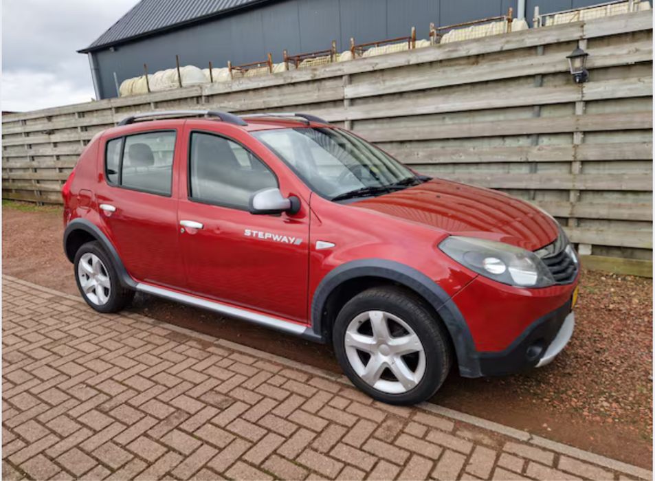 Dacia sandero stepway 1. 6 benzin