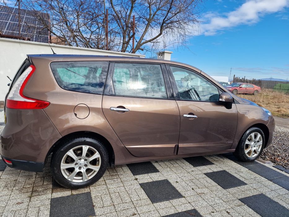 RENAULT Grand Scenic 2010 — imagine 4