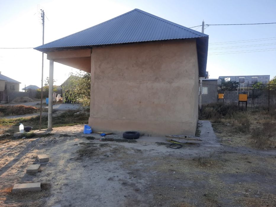 Жер үй сатылады.