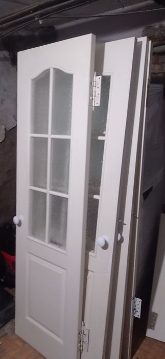 Продам двери межкомнатные