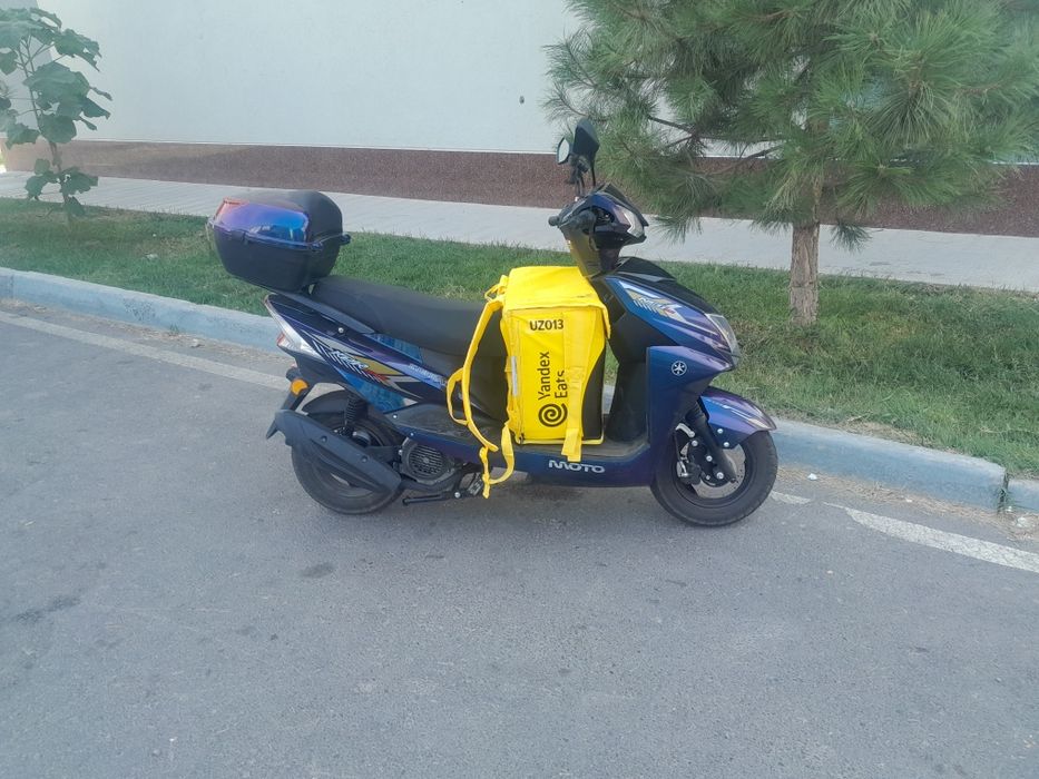 Skutir sotiladi yangi 1 oy haydaganman benznli dakementi bor