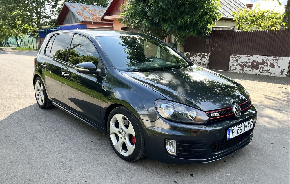 VOLKSWAGEN Golf 2011
