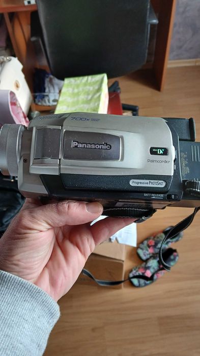 Camera video minidv Panasonic si aparat foto Kodak