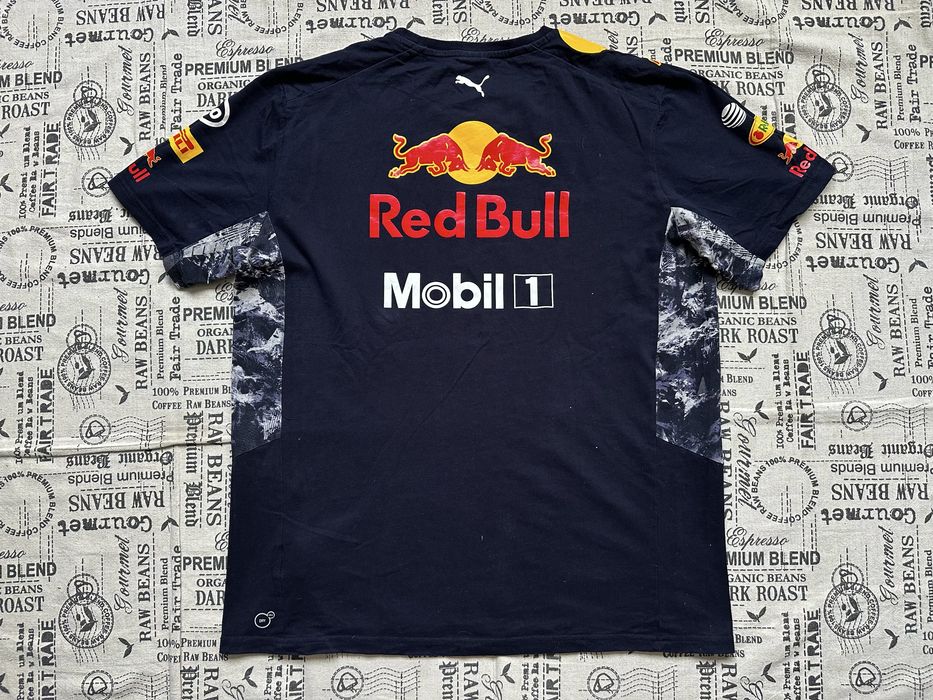 F1 Puma Red Bull Aston Martin racing team original тениска.M
