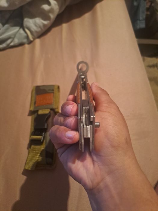 Vând briceag AK-47 CCCP 35CM