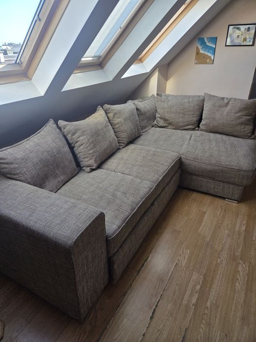 Разтегателен диван