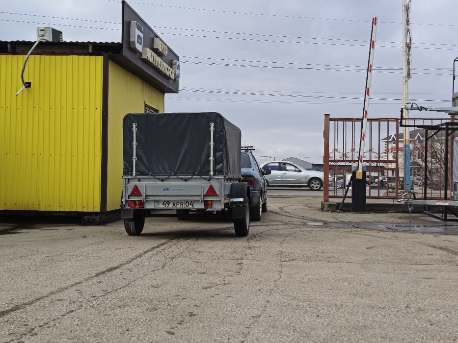 Прицеп для легкового автомобиля