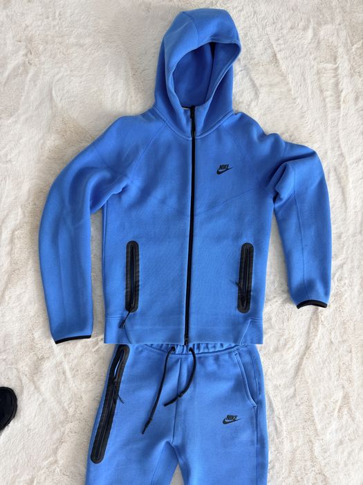 Nike Tech Fleece размер S