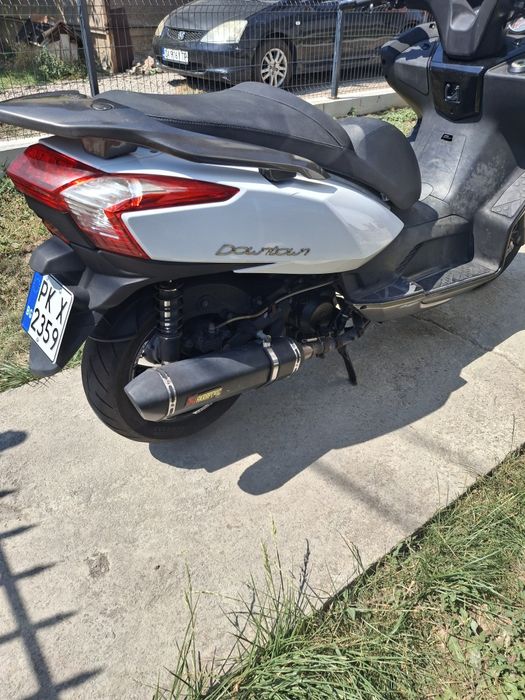 Kymco downtown 300i 2011г.