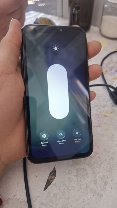 Продаю  айфон 11