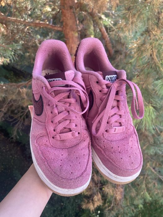 NIKE W AIR FORCE 1 '07 SE Desert Berry/ Black-Burgundy Crush