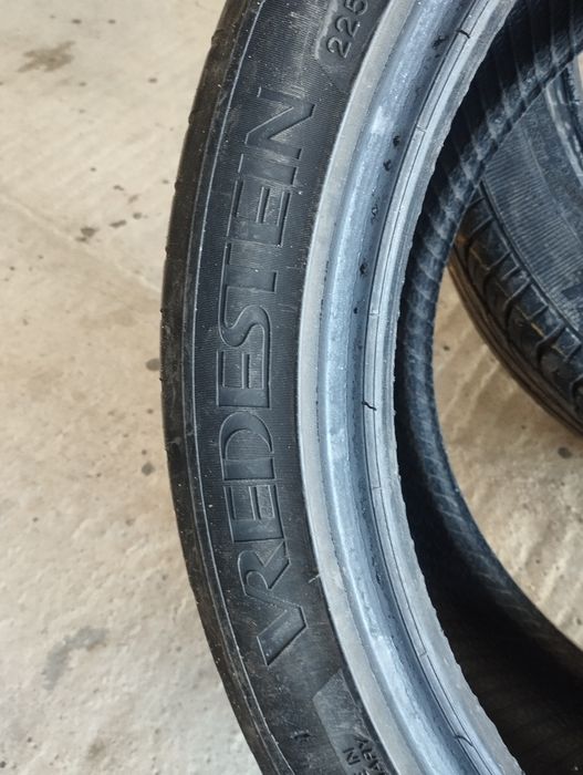 Употребявани автомобилни гуми, летни,  225/45/17