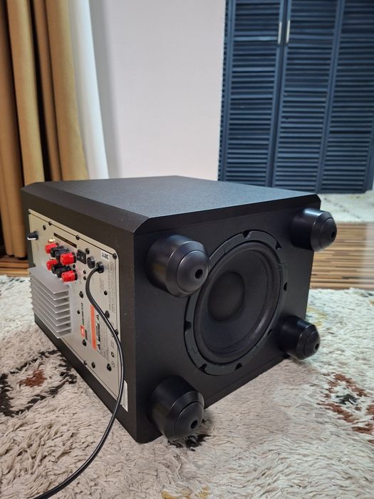 Subwoofer „200/230” – stare impecabilă, ca nou