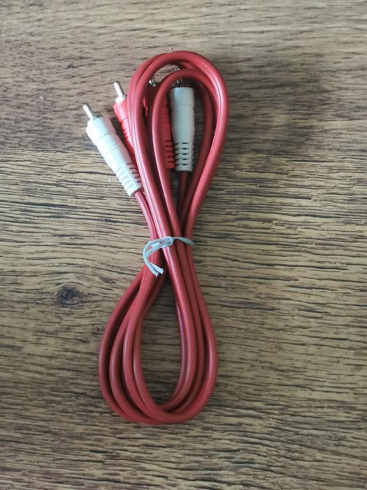 Кабел чинч към чинч