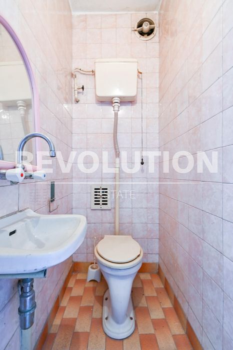 Тристаен апартамент в ж.к. Люлин 2