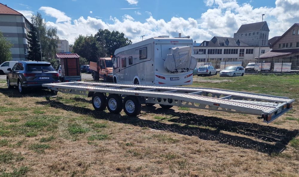 De vânzare trailer,platformra auto dublu 2 masini cu 3 axe