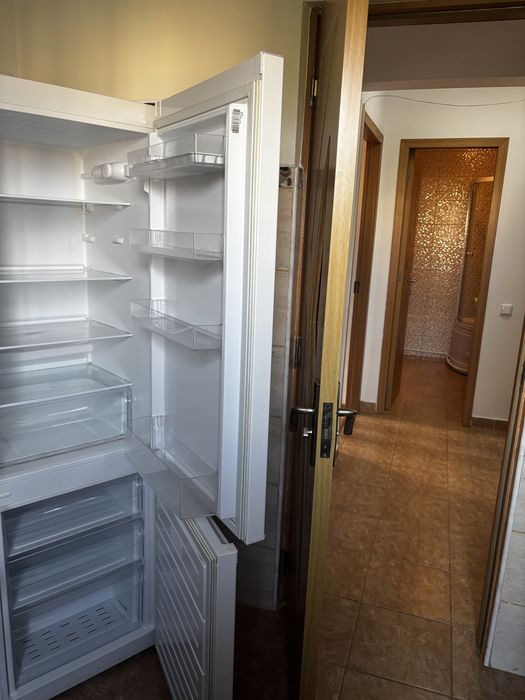 Vand/inchiriez apartament 2 camere, decomandat, 51 mp, micro 14