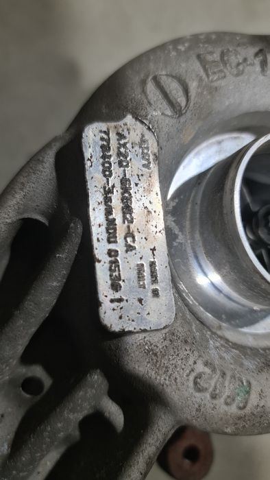 Turbo landrover discovery td4 3.0td an 2012 partea stang AX2Q 6K682 CA