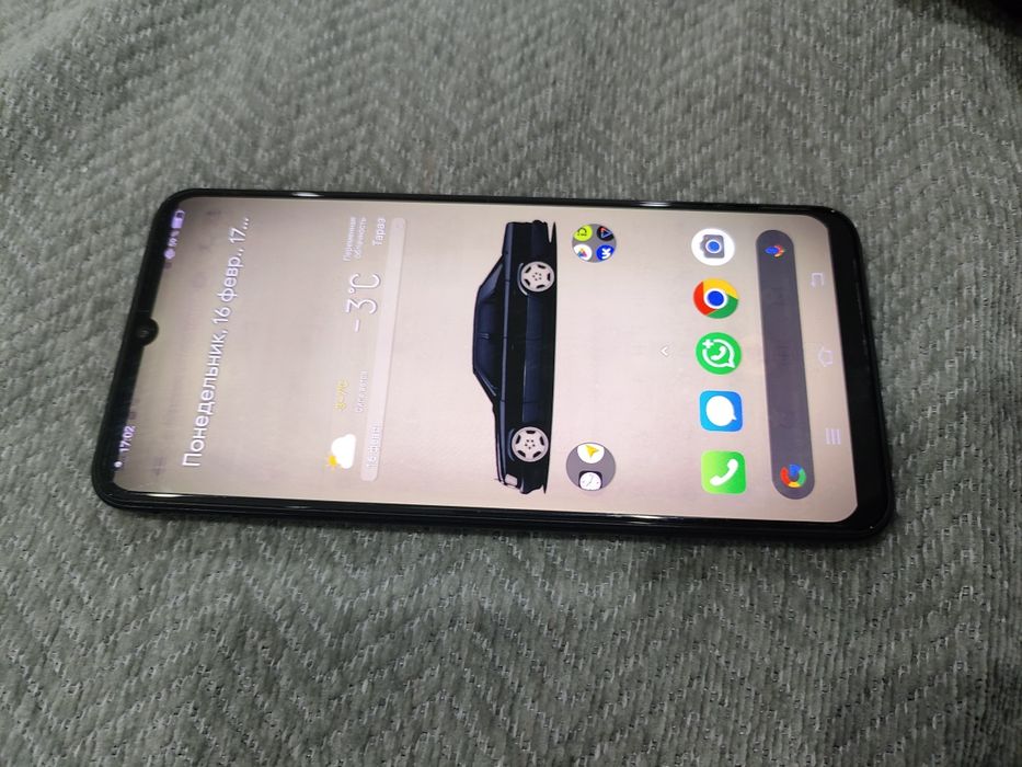 Продам мощьный смартфон Vivo