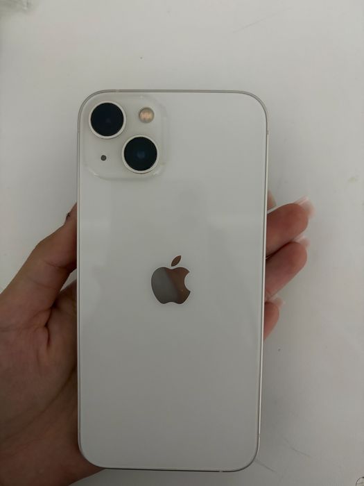 Продам Iphone 13