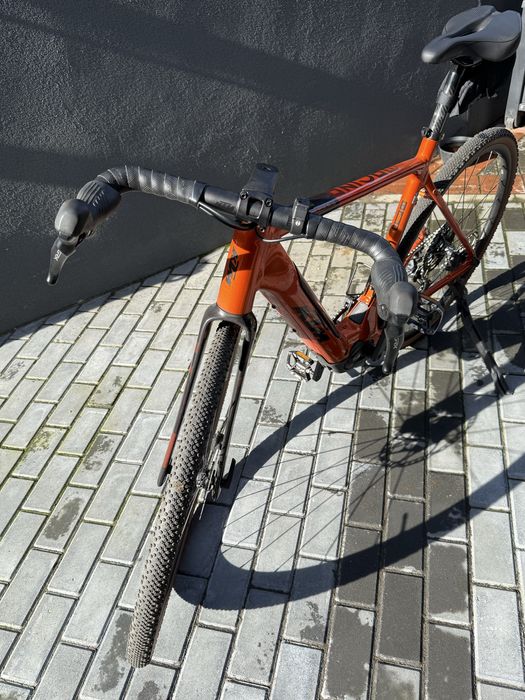 Biciclera electrica KTM Macina Gravelator SX10 2024