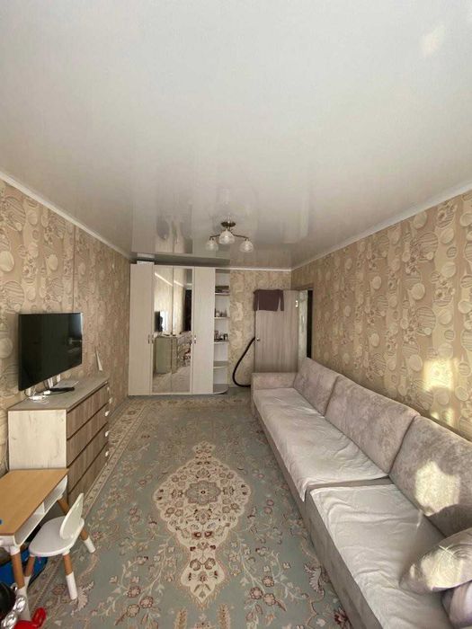 Продам 1-комнатную квартиру в новом доме. Площадь 38 м2. Район КСК