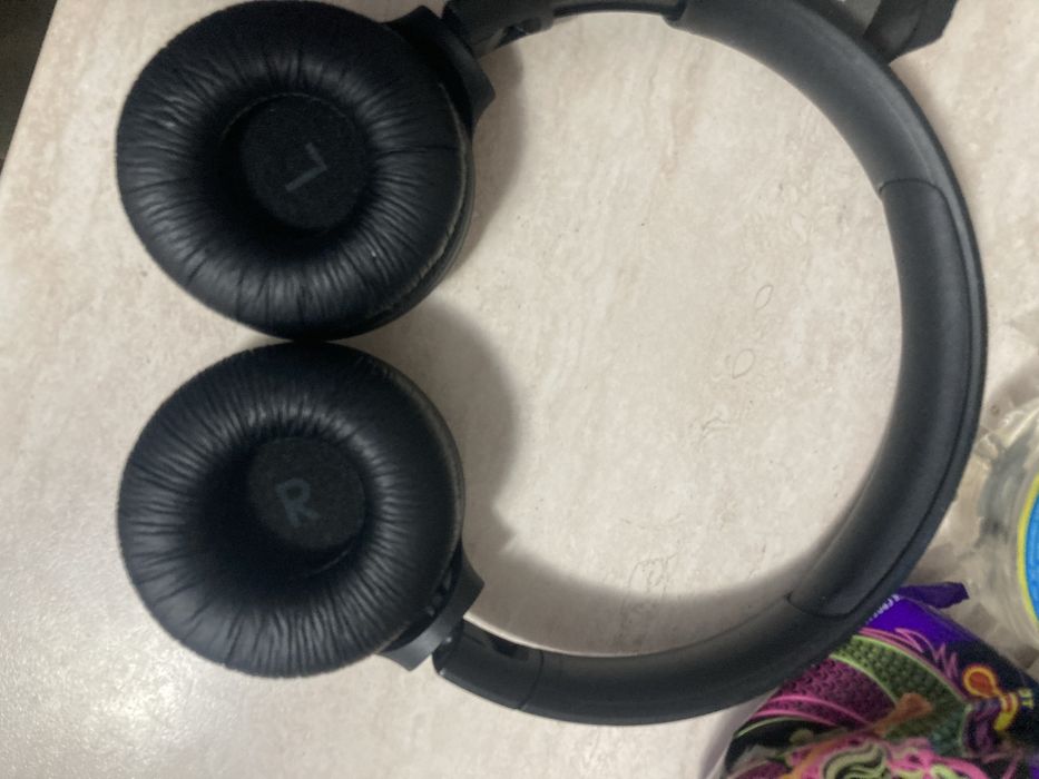 Casti JBL Tune 510 BT cu Bluethooth cu Defect