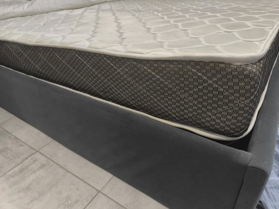 Продам матрас 200*200