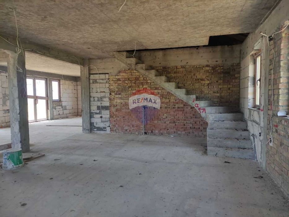 Продава се Къща в с. Храброво, Област Добрич - 140 кв.м за 393 €/кв.м - Снимка #5