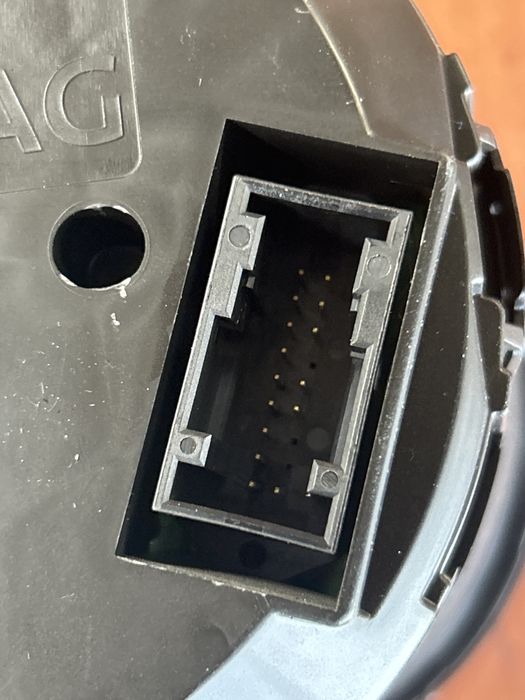 Ceas bord Skoda octavia 3 an 2013 benzina cv manuala 5E0920860B