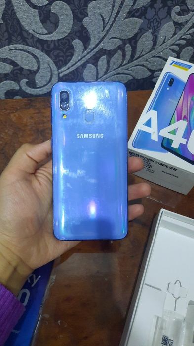 Samsung A40 karobka bor
